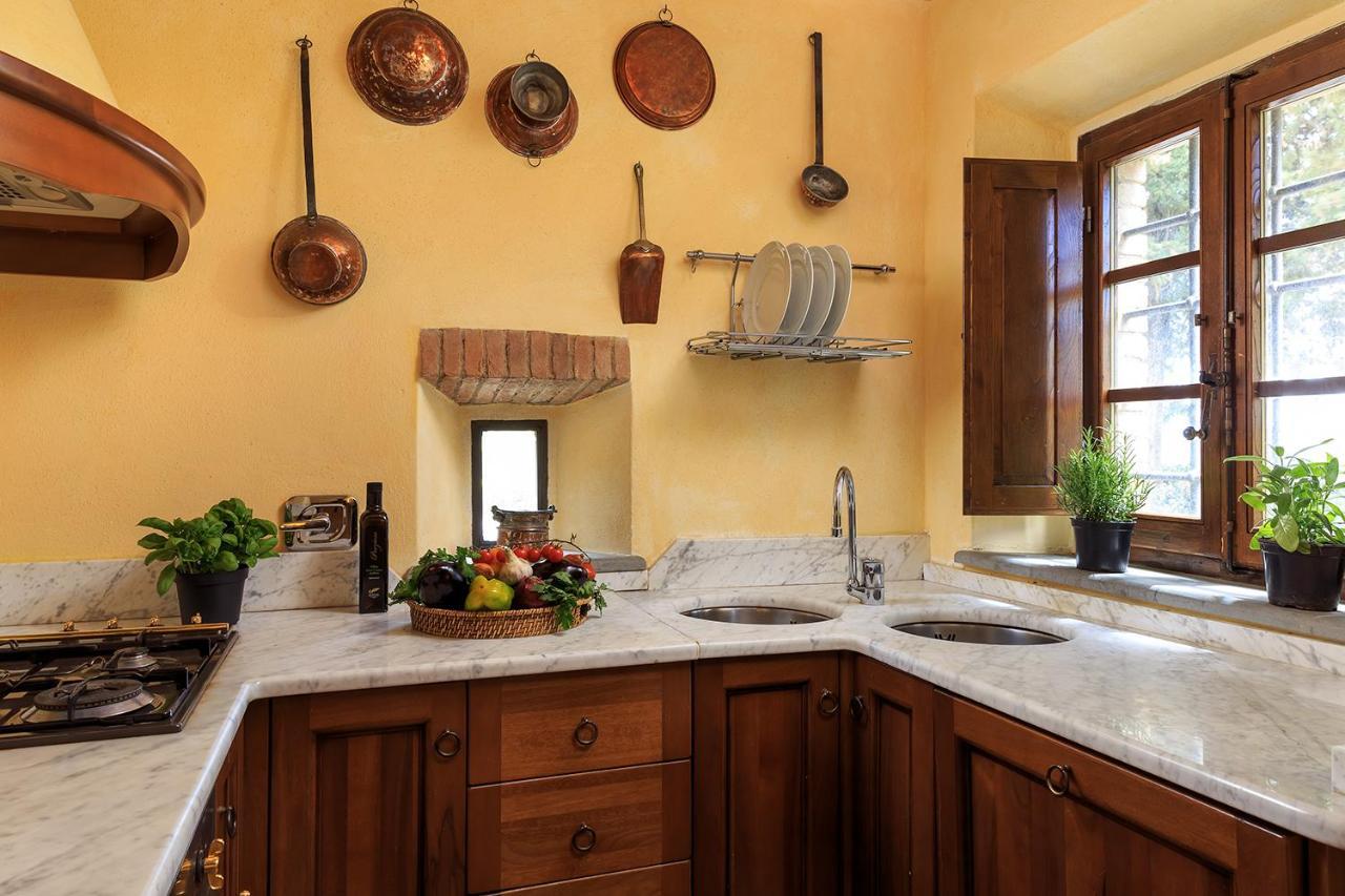 Le Filigare Winery & Accomodation In Chianti San Donato in Poggio Exterior foto